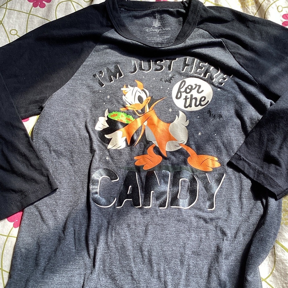 Disney Parks Black and Gray Donald Duck 3/4 Sleeve Halloween Tee